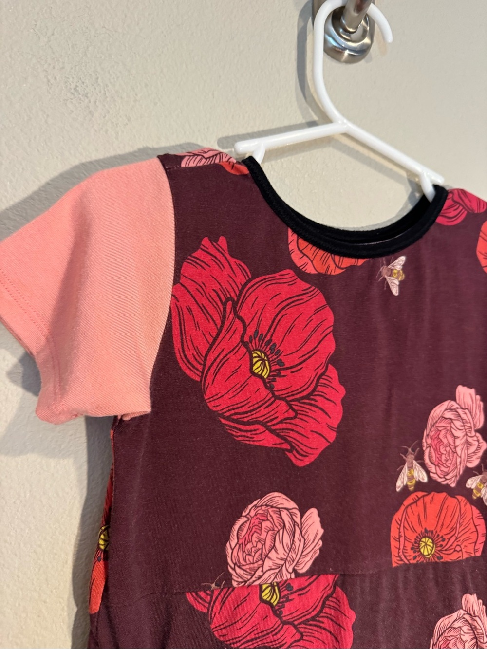Rags Flowers and Bees Pocket Romper - Picture 3 of 5